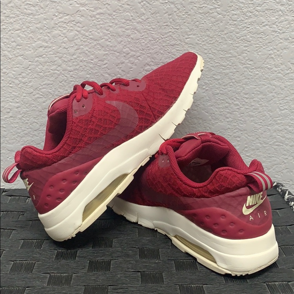 Red NIKE AIR